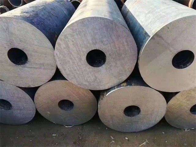 泉州厚壁热轧无缝钢管
